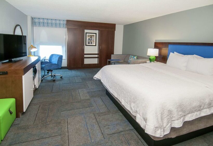 هتل Hampton Inn Metairie