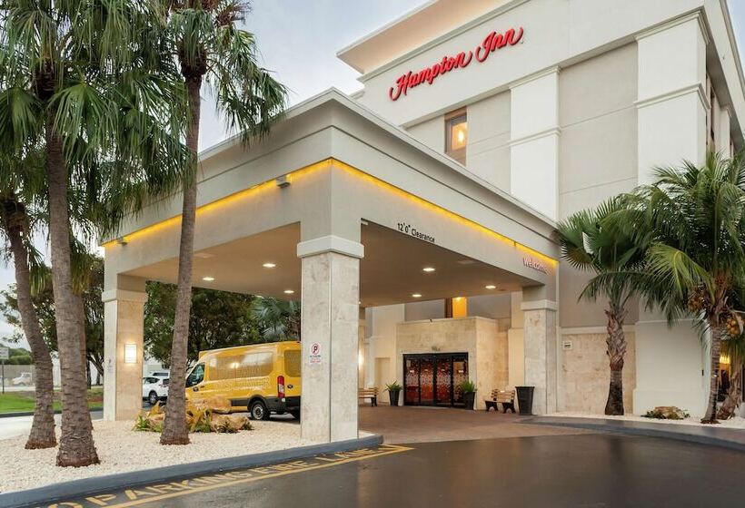 هتل Hampton Inn Miami Dadeland