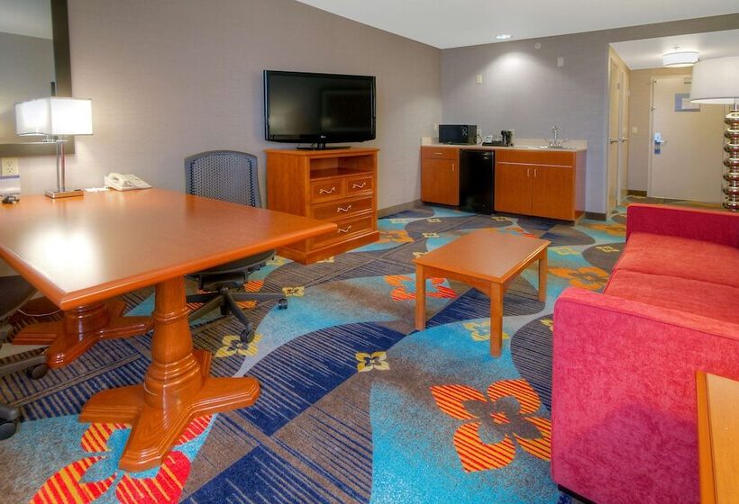فندق Hampton Inn Milpitas