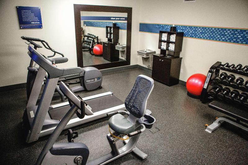 فندق Hampton Inn Mitchell
