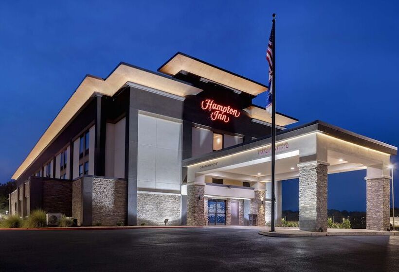 בית מלון כפרי Hampton Inn Natchitoches