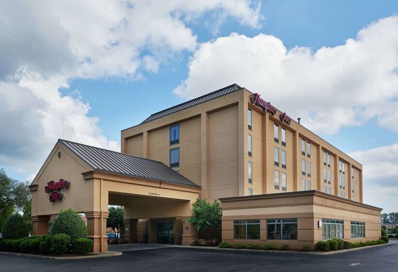 هتل Hampton Inn Newport Newsyorktown