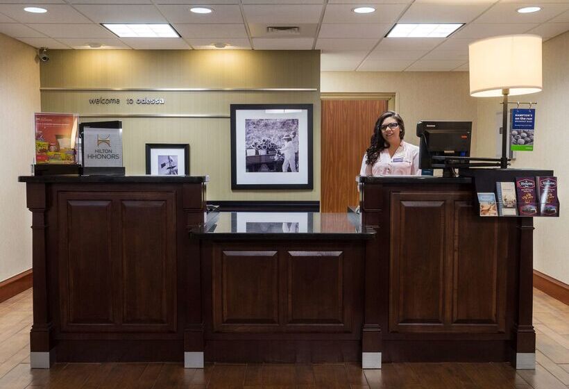 هتل Hampton Inn By Hilton Odessa