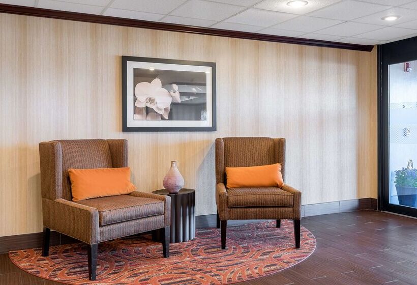 ホテル Hampton Inn Parkersburgmineral Wells