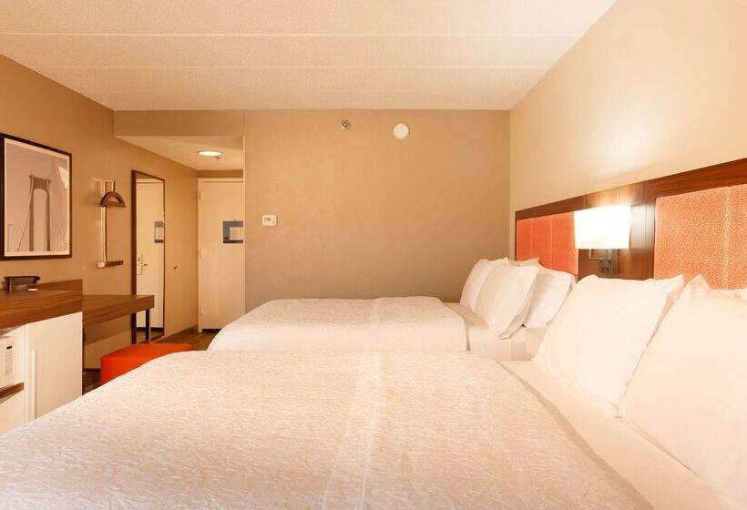 בית מלון כפרי Hampton Inn Pennsville