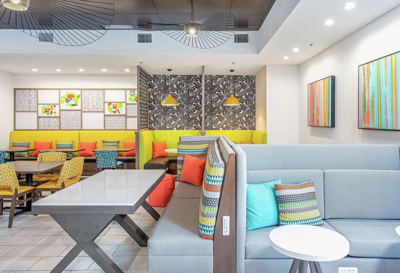 בית מלון כפרי Hampton Inn Pensacola Beach