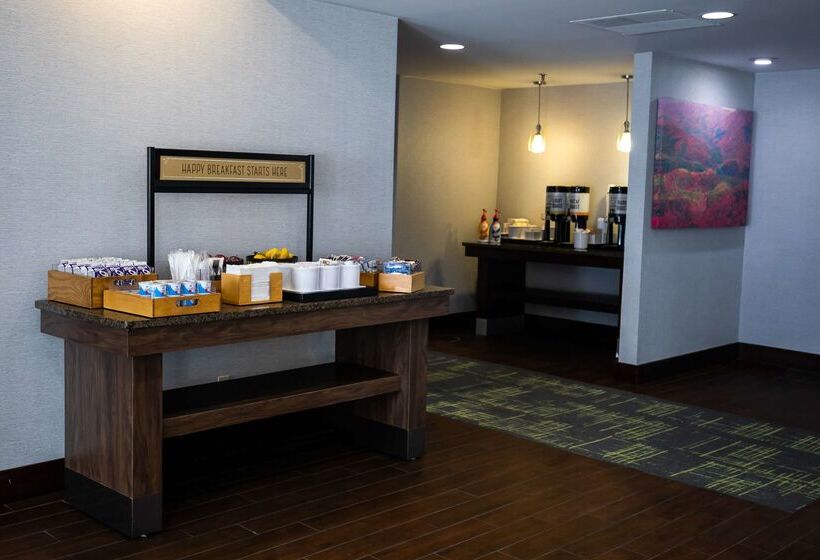 Отель Hampton Inn Pickwick Damat Shiloh Falls