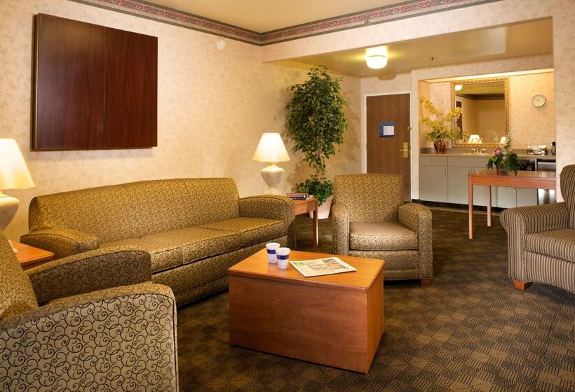 هتل Hampton Inn Prescott