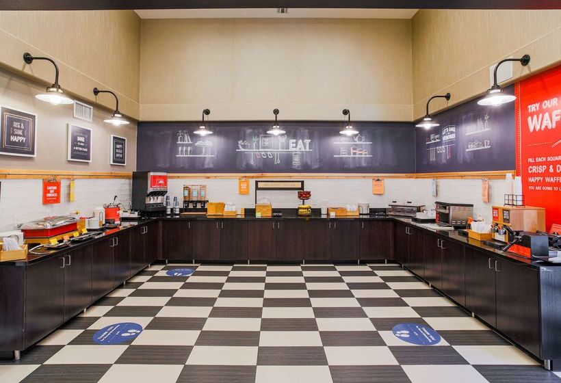 هتل Hampton Inn Prescott