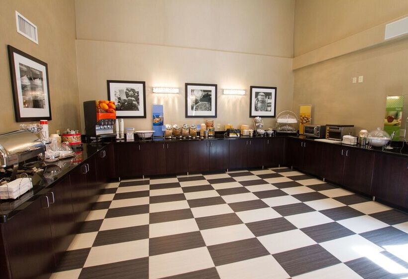 هتل Hampton Inn Prescott
