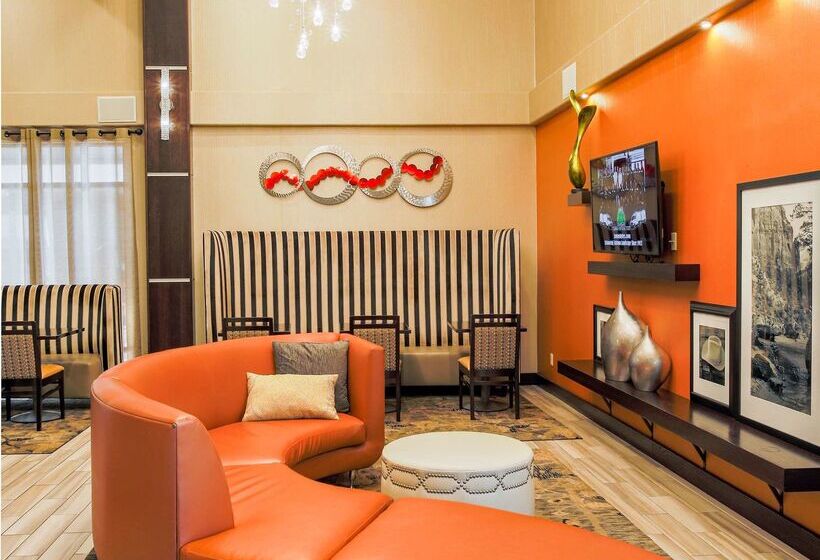 هتل Hampton Inn Prescott