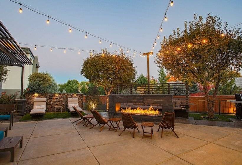هتل Hampton Inn Prescott