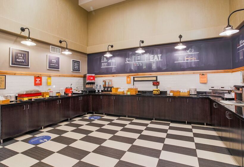 هتل Hampton Inn Prescott
