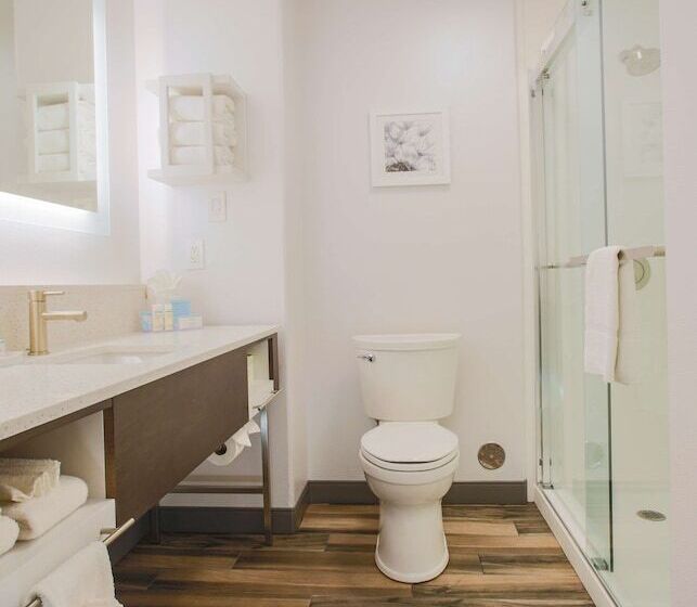 هتل Hampton Inn Prescott