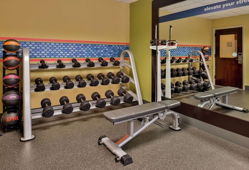 فندق Hampton Inn Raleigh/clayton I 40