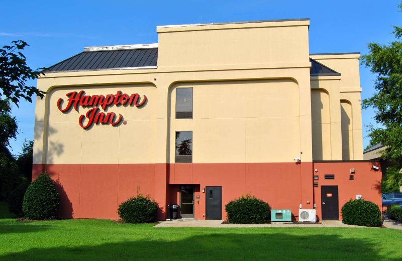 هتل Hampton Inn Richmondmechanicsville
