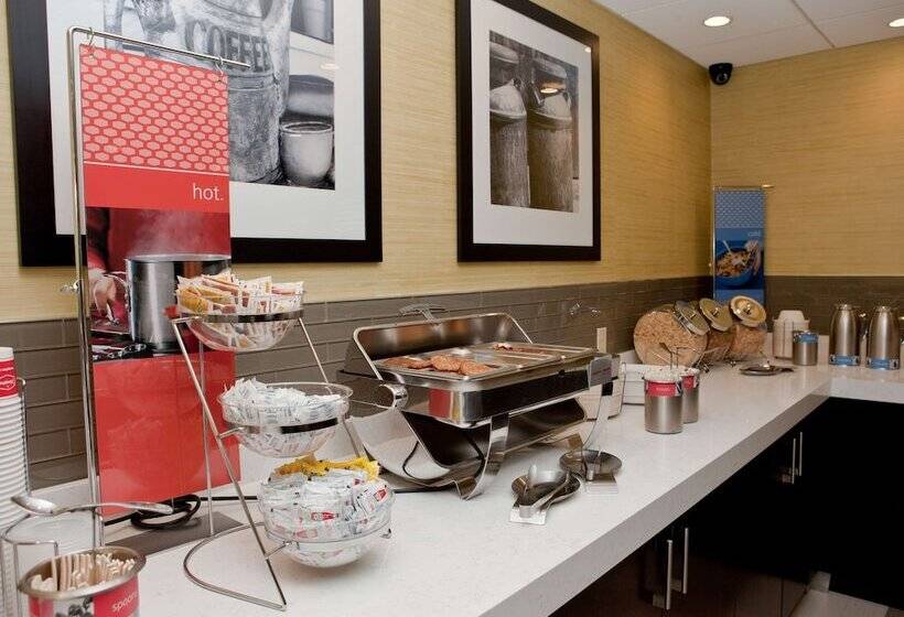 호텔 Hampton Inn Ridgefield Park