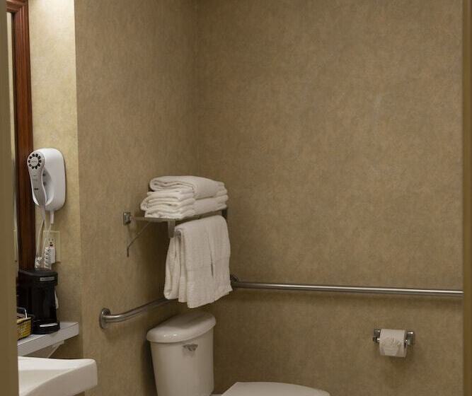 هتل Hampton Inn San Diego Del Mar