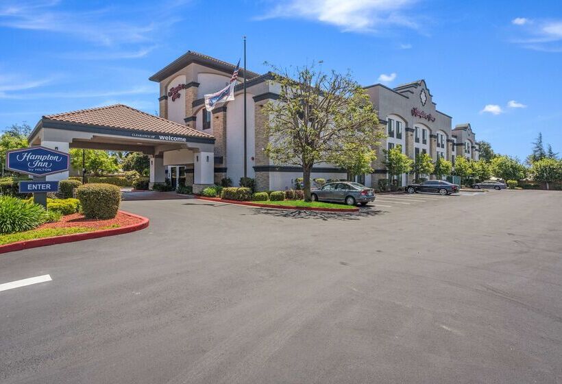 בית מלון כפרי Hampton Inn Oakland Hayward