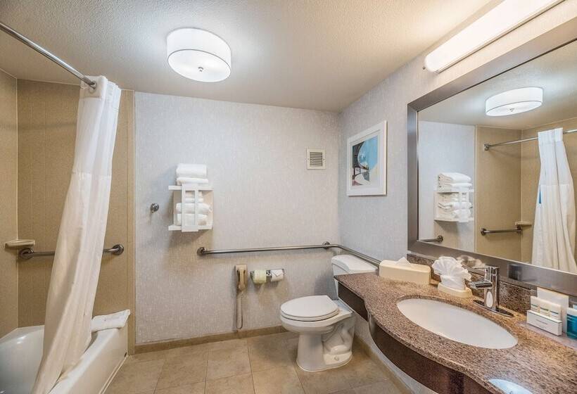 בית מלון כפרי Hampton Inn Oakland Hayward