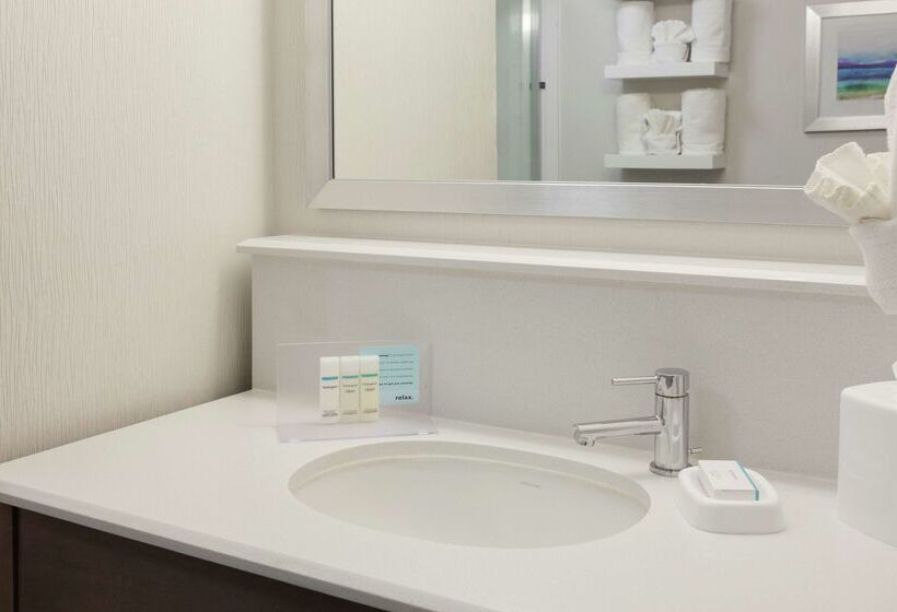 هتل Hampton Inn Santa Cruz