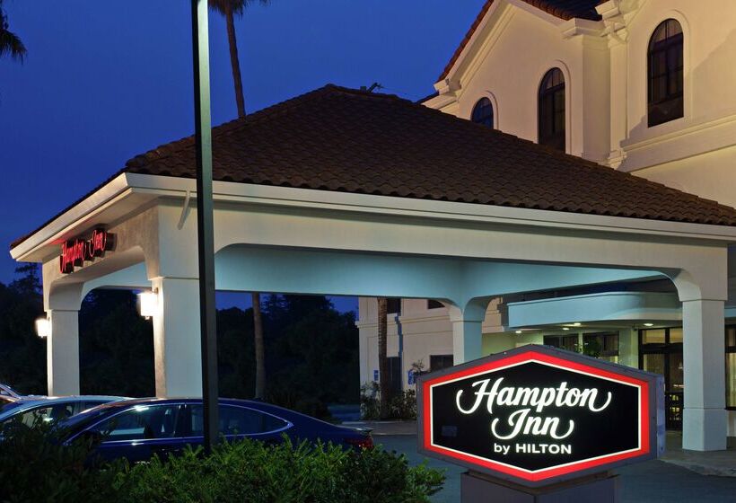 هتل Hampton Inn Santa Cruz