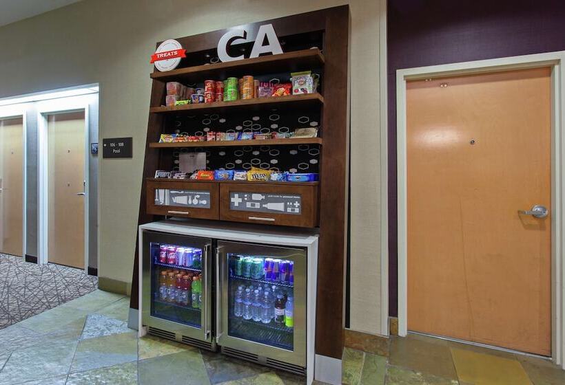 هتل Hampton Inn Santa Cruz