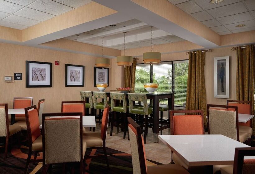 ホテル Hampton Inn Shrewsbury