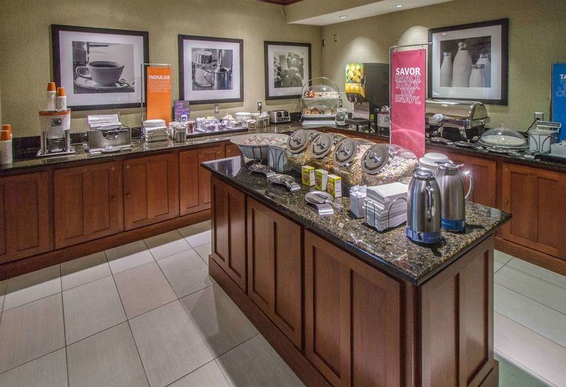 בית מלון כפרי Hampton Inn South Haven