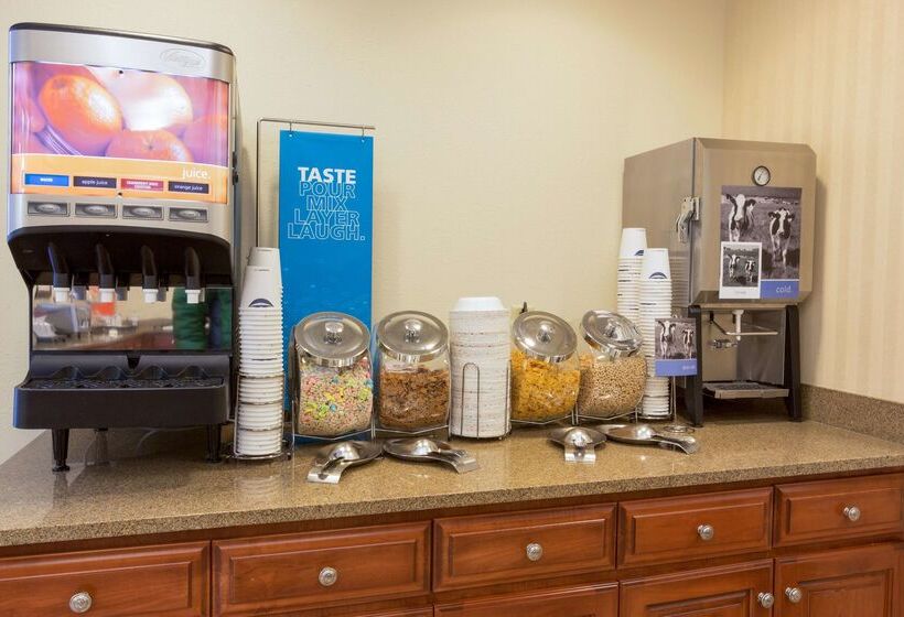 هتل Hampton Inn St. Louis Southwest