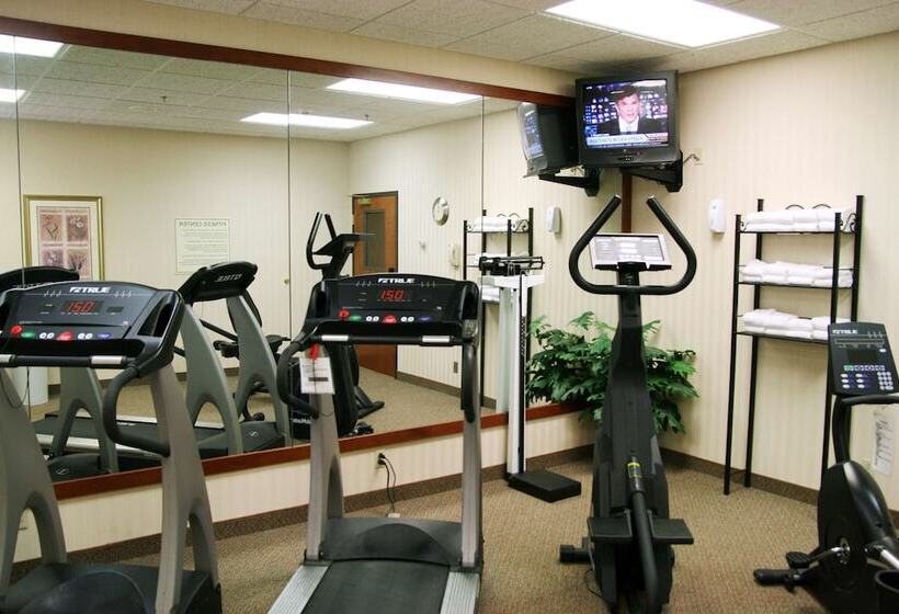 هتل Hampton Inn St. Louis Southwest