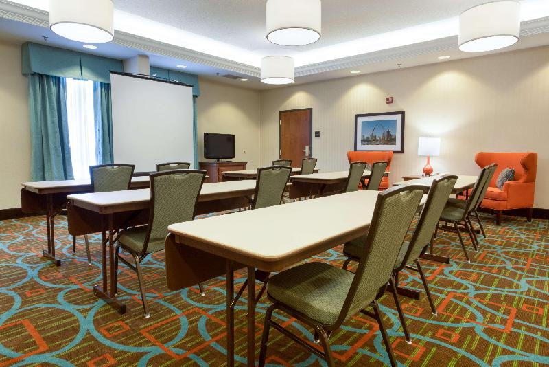 هتل Hampton Inn St. Louis Southwest