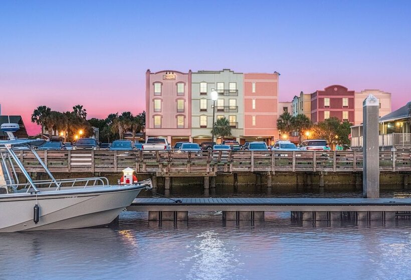 فندق Hampton Inn And Suites Amelia Island Historic Harbor Front