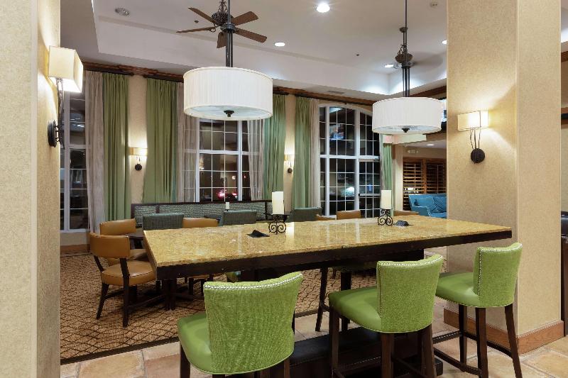 هتل Hampton Inn & Suites Austinairport