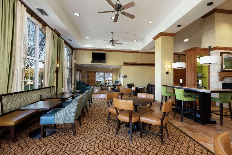 هتل Hampton Inn & Suites Austinairport