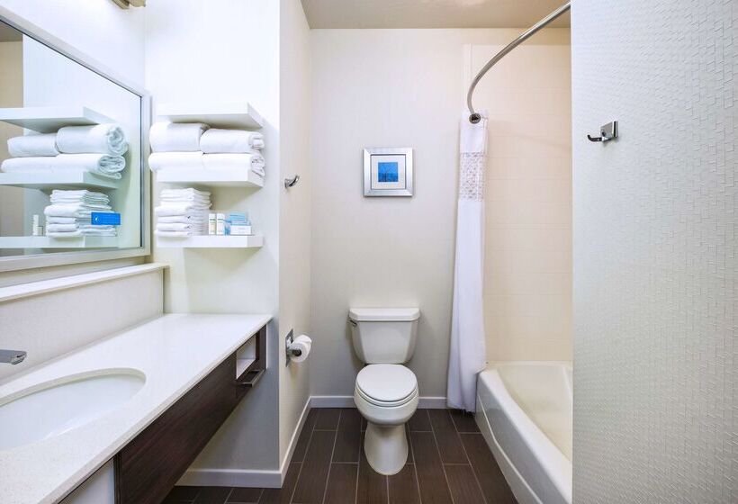 هتل Hampton Inn & Suites Los Alamos White Rock