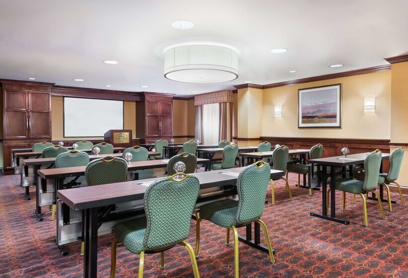 هتل Hampton Inn & Suites Clevelandbeachwood