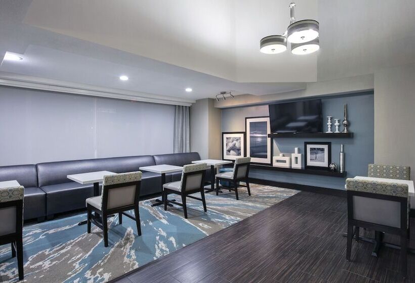 هتل Hampton Inn & Suites Hermosa Beach