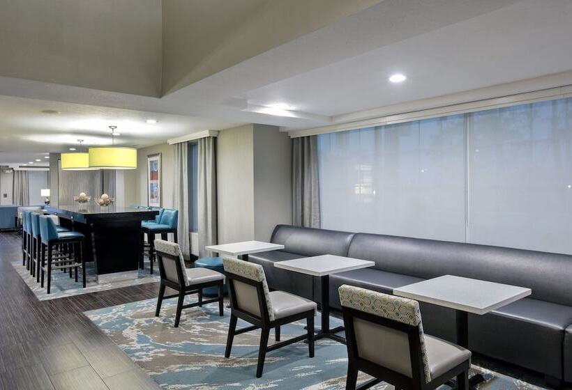 هتل Hampton Inn & Suites Hermosa Beach