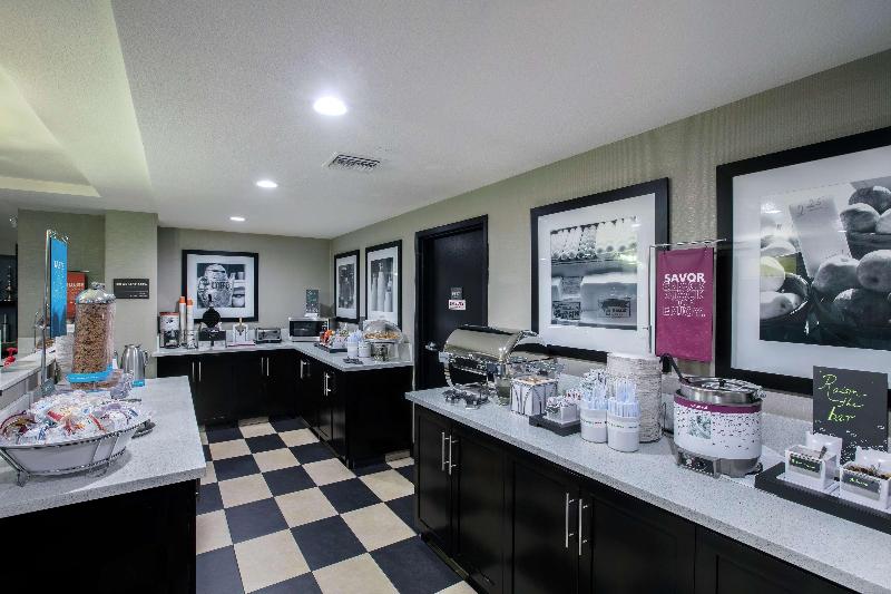 هتل Hampton Inn & Suites Hermosa Beach