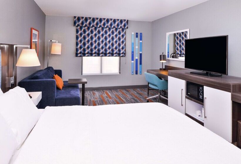 هتل Hampton Inn & Suites Legacy Parkfrisco