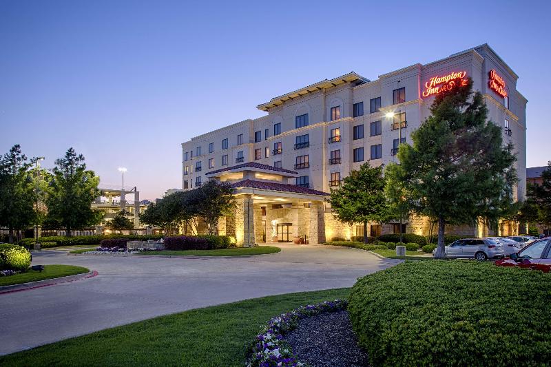 هتل Hampton Inn & Suites Legacy Parkfrisco