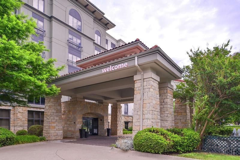 هتل Hampton Inn & Suites Legacy Parkfrisco