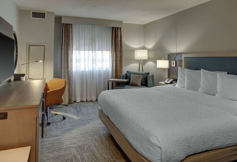 هتل Hampton Inn & Suites Miamiairport Southblue Lagoon