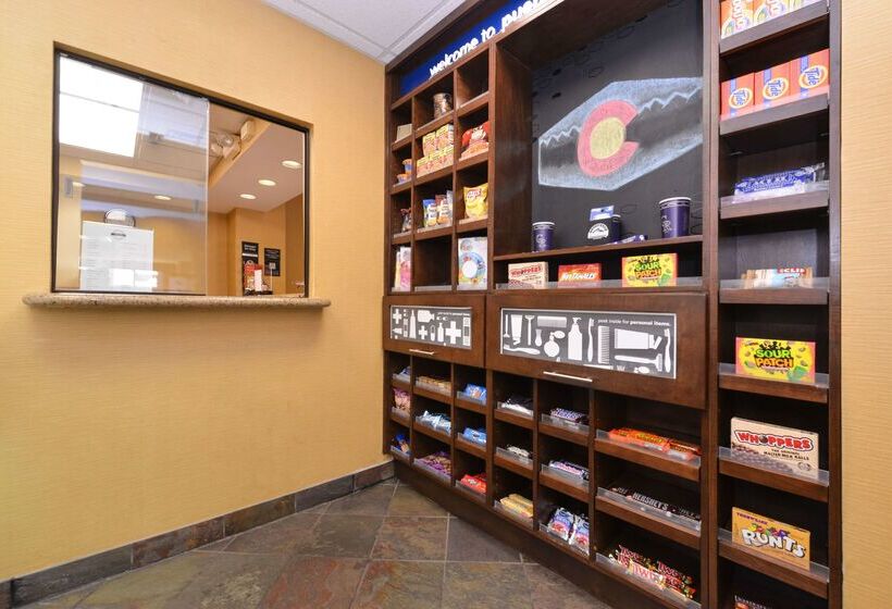 هتل Hampton Inn & Suites Pueblo  Southgate
