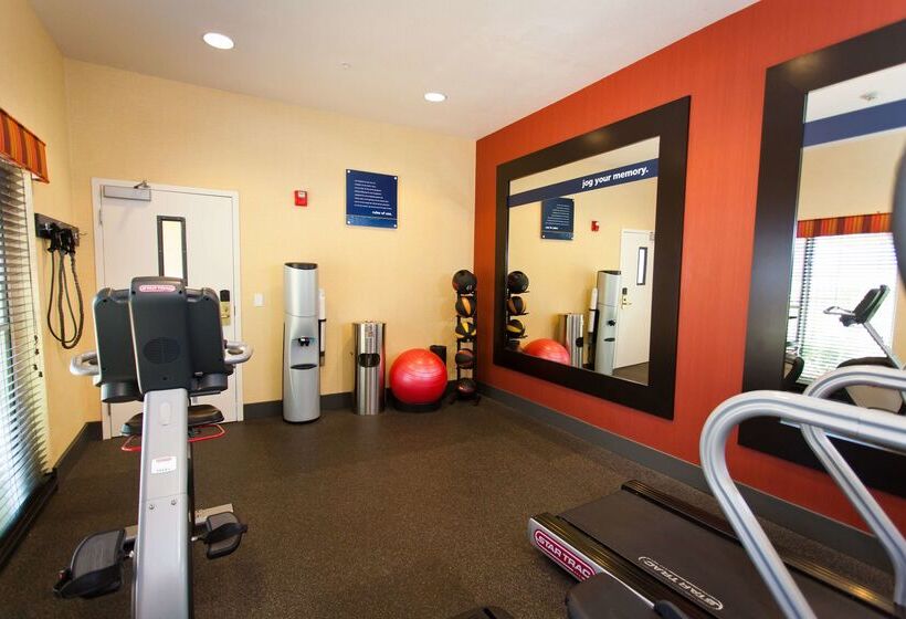 هتل Hampton Inn & Suites Sacramentocal Expo