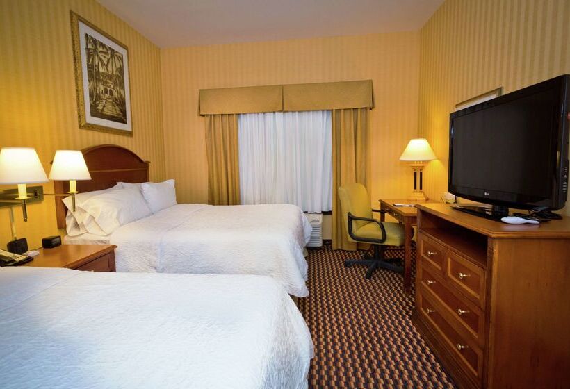 هتل Hampton Inn & Suites Sacramentocal Expo