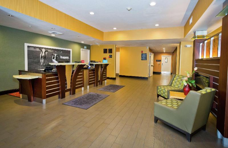 هتل Hampton Inn & Suites Sacramentocal Expo
