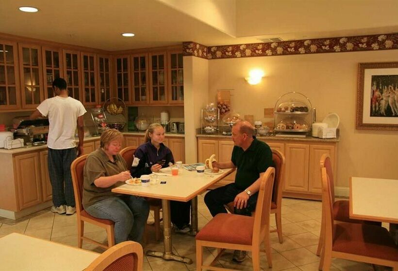 בית מלון כפרי Hampton Inn & Suites San Jose