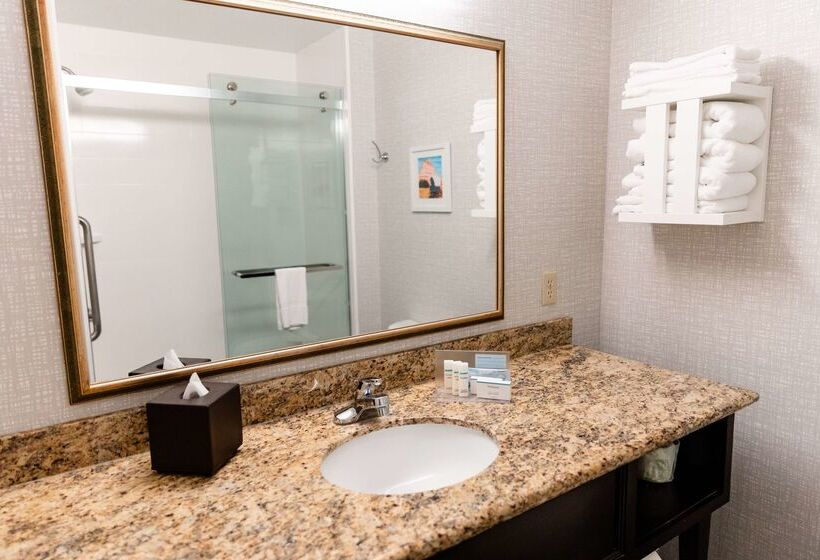 هتل Hampton Inn & Suites Scottsbluffconference Center